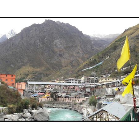 Hotel Kalash, Badrináth Kültér fotó